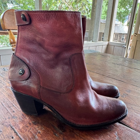 Frye Jackie heeled short boots size 8 - Picture 4 of 8